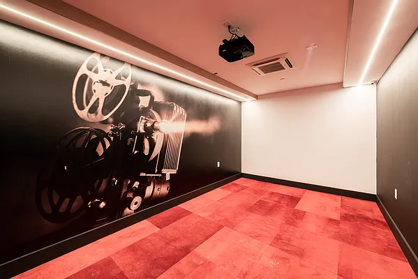 Rented by Key City Capital Inc | media 22