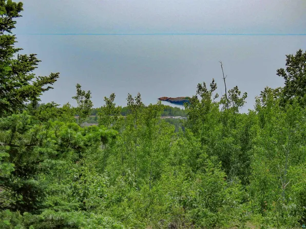 5150 Snowshoe Trl, Silver Bay, MN 55614