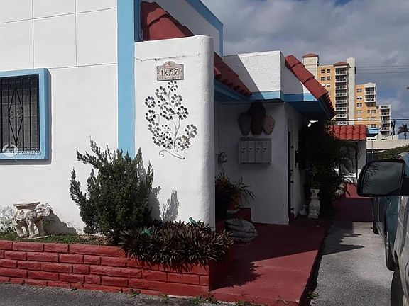 2nd image of 1657 N Treasure Dr APT 3