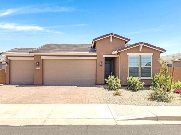 1251 E Jahns Dr