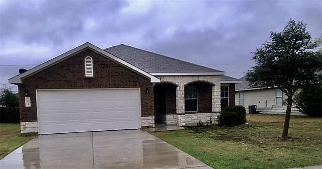 1st image of 214 Foxglove Dr