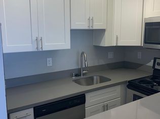 2220 California St APT 18, Mountain View, CA 94040