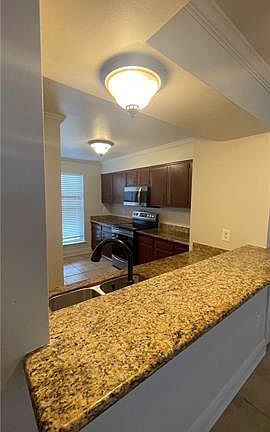 3rd image of 78 Houmas Pl
