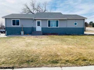 53 Canyon Dr, Gering, NE 69341