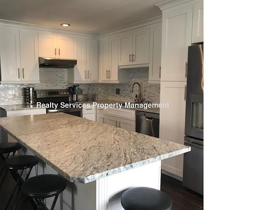 5th image of 2350 W 1st St APT 506