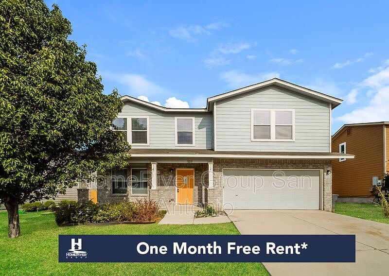 1st image of 3219 Crested Creek Dr