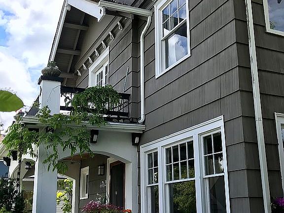 2nd image of 4712 N 39th St