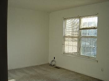 2nd image of 415 Surrey Club Ln
