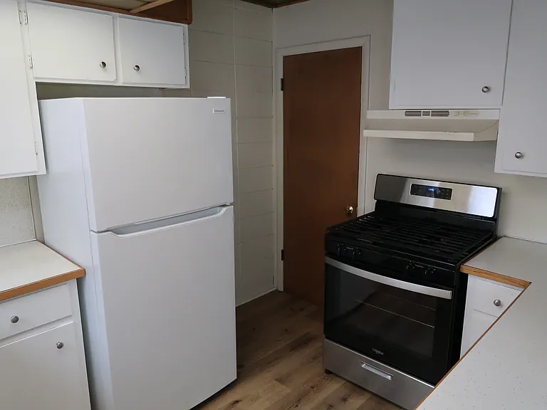 1250 Northfield Ave NE — Photo 5