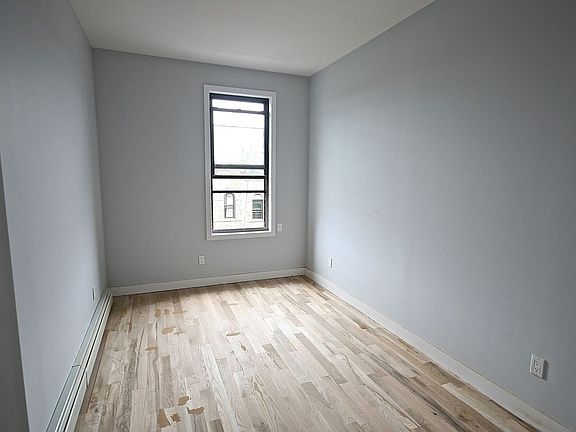 3rd image of 321 Eldert St #4
