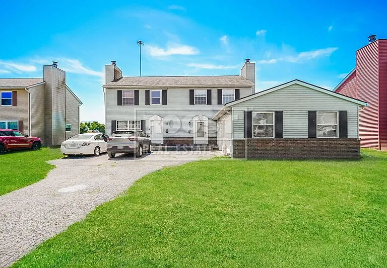 5623 Chatford Dr — Photo 1