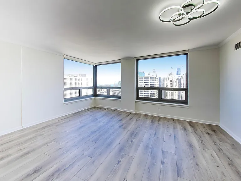 440 N Wabash Ave #4710 — Photo 9