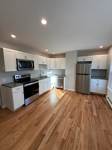 7 Oak St #1 Photo 1
