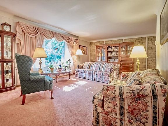 3rd image of 6566 Fairweather Dr