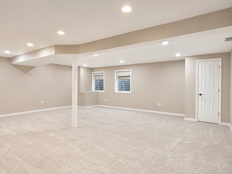 3108 Reflection Dr — Photo 18