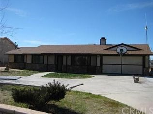 9470 Peach Ave, Hesperia, CA 92345