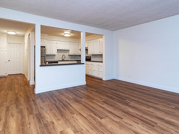 4th image of 1254 E 1st St #2X1