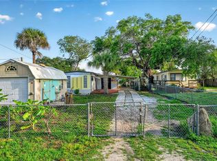 138 Indian Creek Rd, Oak Hill, FL 32759