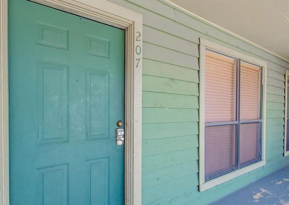 Exterior - Front Door