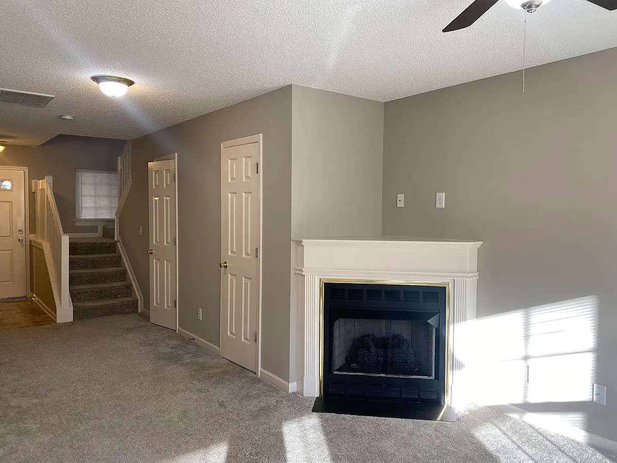 Building Photo - 5605 Fellowship Dr