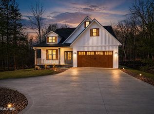 232 Westchester Dr, Crossville, TN 38558