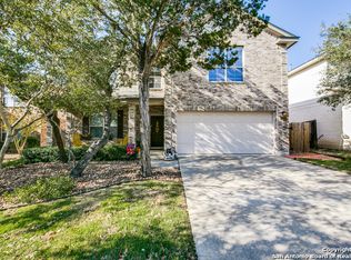 8827 Feather Trl, Helotes, TX 78023