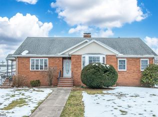 71 Spring St, Garfield, NJ 07026