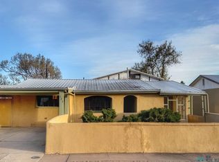 723 Dalbey Dr, Las Vegas, NM 87701