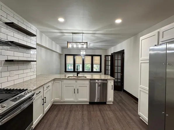 2175 Westminster Rd, Cleveland, OH 44118