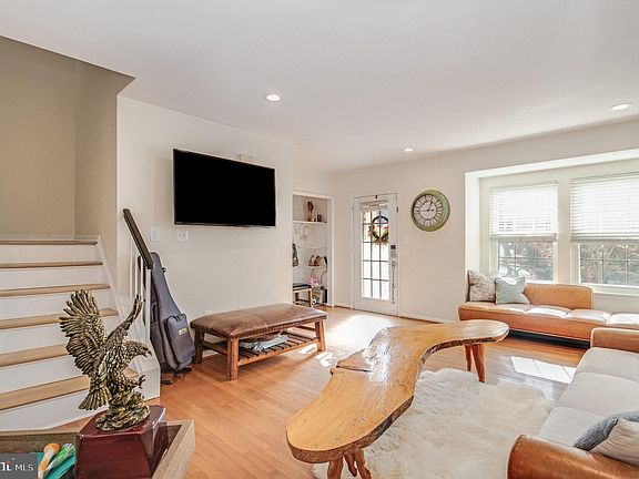 5th image of 15742 Widewater Dr