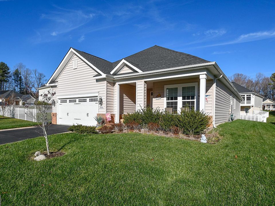 1st image of 9905 Copper Beech Cir