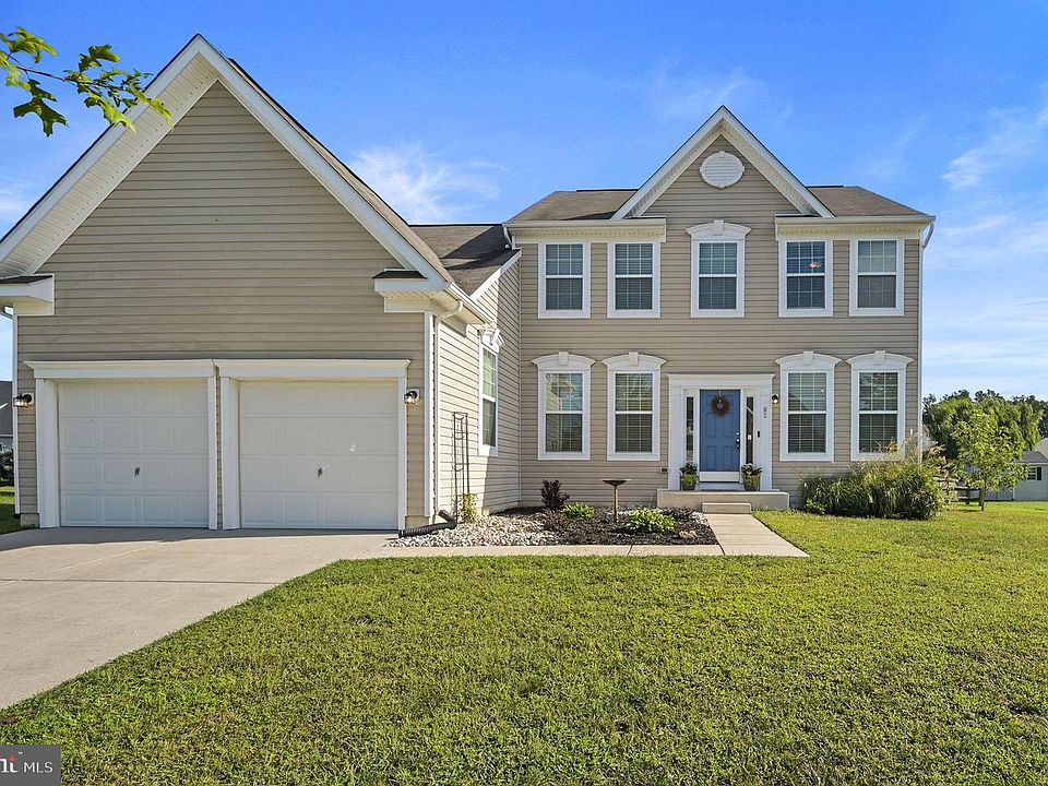 1st image of 82 Paysan Ln