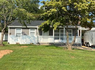 52 Perry St, Collinsville, VA 24078