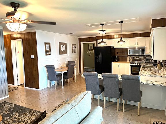 4th image of 17239 Lakeside Dr