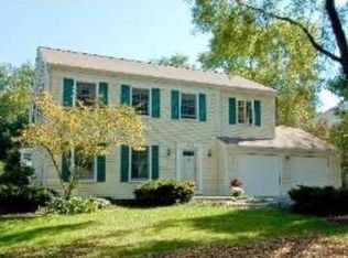 1503 Gone Away Ct, Wheaton, IL 60189