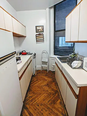 Rented by Guidance Realty Corp. | media 11