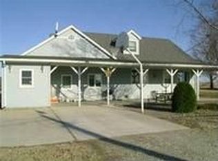 1924 310th St, Ionia, IA 50645