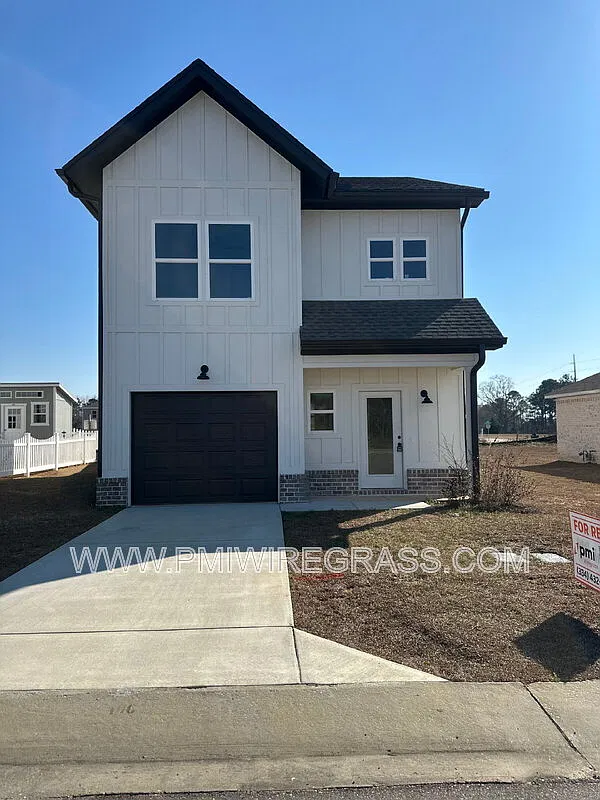3 bed, 2.5 bath, 1464 sqft, $1,780 — Photo 2