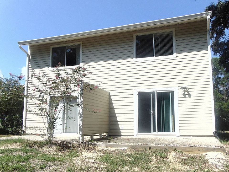 2nd image of 1204B Drake Ave