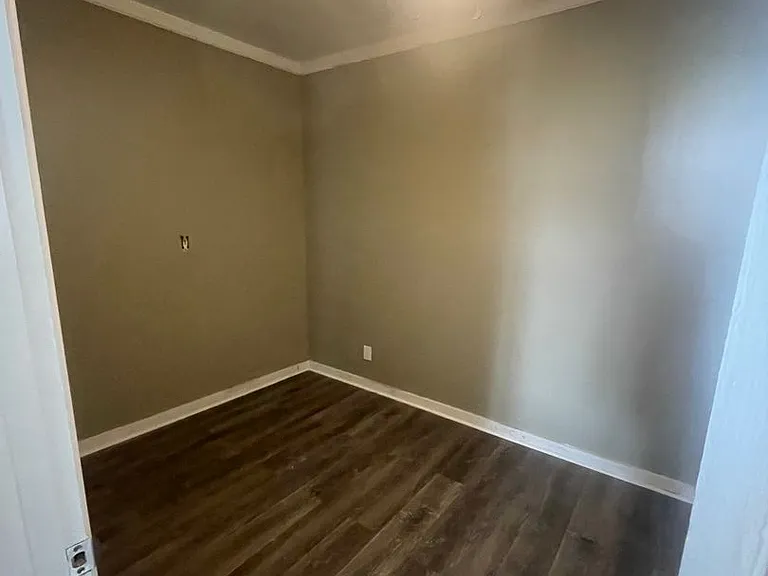 511 Lee St NE — Photo 7