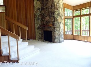 14240 NW Jackson School Rd, North Plains, OR 97133
