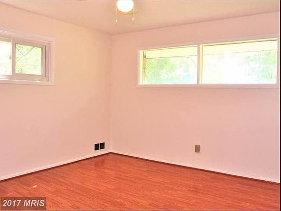 2nd image of 605 Broadwood Dr