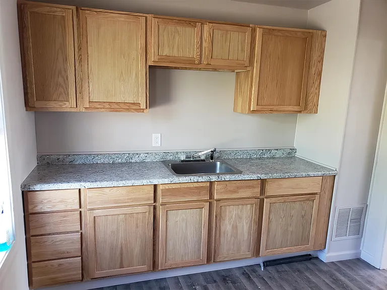 1107 S Nebraska Ave #1 — Photo 5