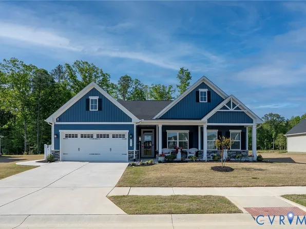 8073 Winter Fog Dr, New Kent, VA 23124