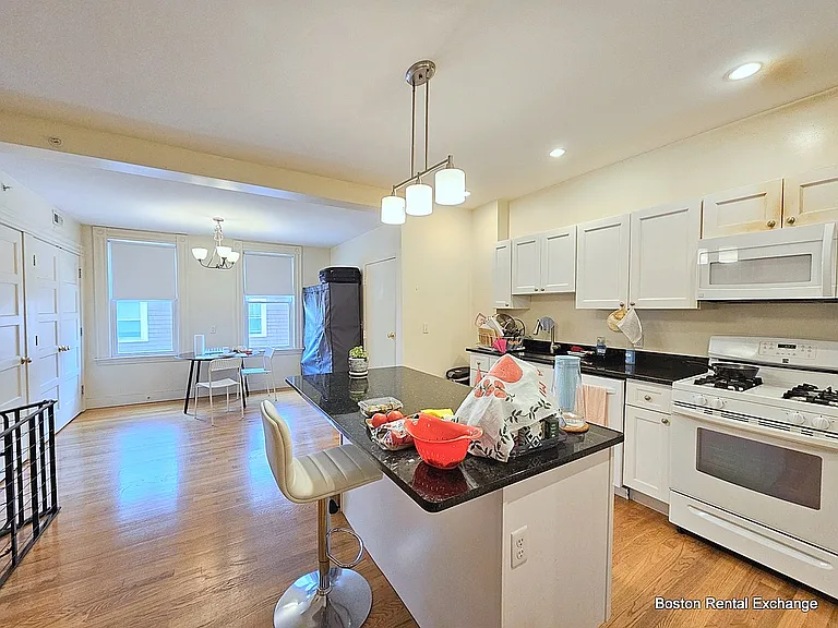 247 Walden St #2 — Photo 7