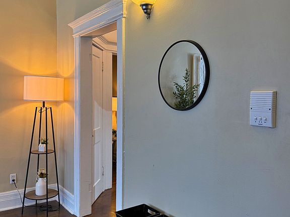 3rd image of 4425 John R St #3