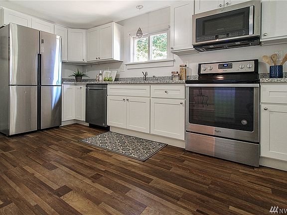 5th image of 4121 W North St