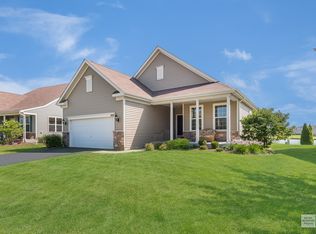 818 Colchester Dr, Oswego, IL 60543