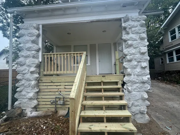 1415 E 27th St, Kansas City, MO 64109