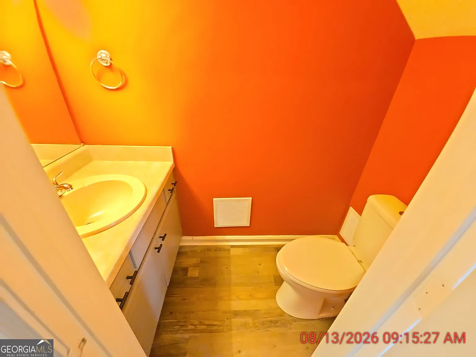 2 bed, 2.5 bath, 1008 sqft, $1,350 — Photo 4
